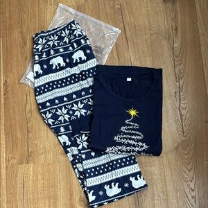 New in the Bag Christmas/Winter Polar Bear Pajama Set - Navy and White